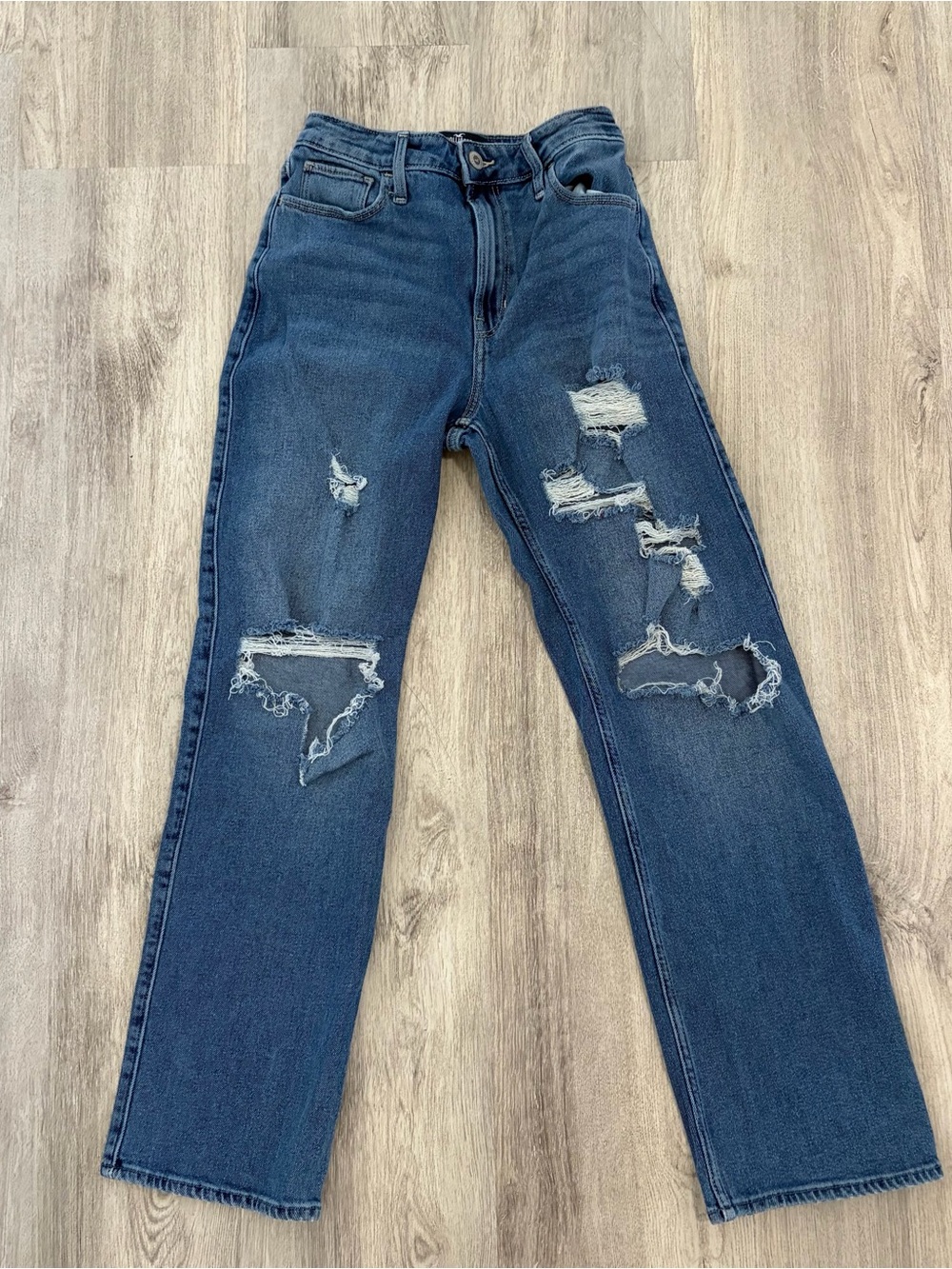 Hollister Ultra High-Rise Dad Jeans Womens 2 - 26  Blue Denim Distressed